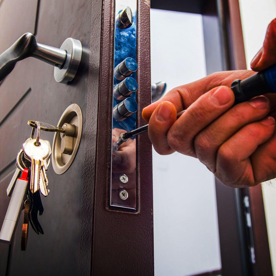 смяна патрон на турска врата